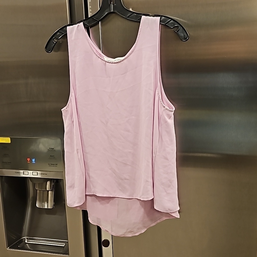 💕CUPCAKES AND CASHMERE💕 Chiffon Sleeveless Blouse ~ Light Pink NWOT